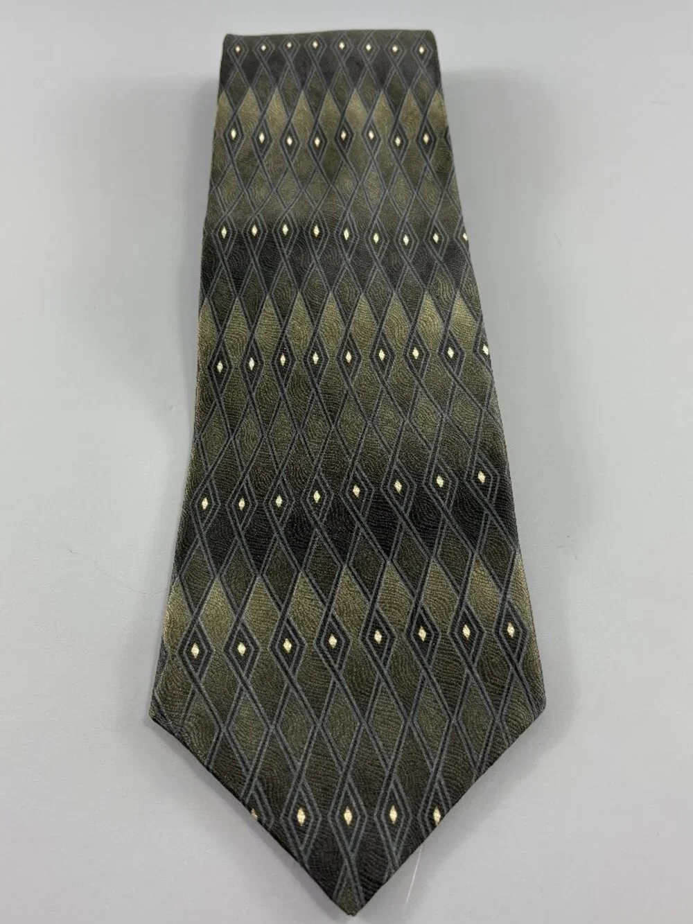 IV Front Green / Black Geometric Men's Extra Long Tie 4